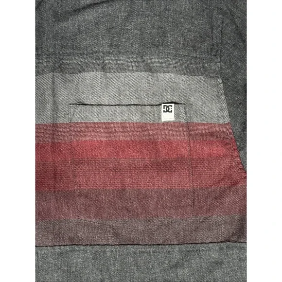 DC Apparel Button Down Long Sleeve Men's Shirt 2XL Gray Red - Picture 4 of 14